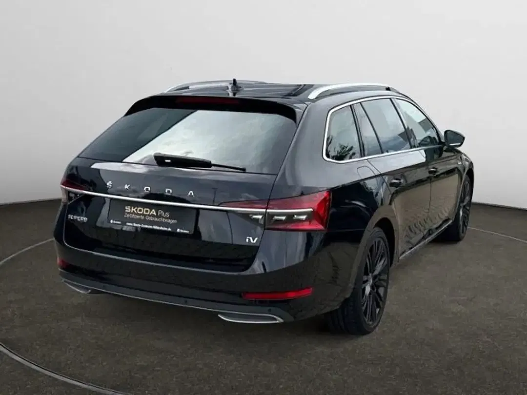 Skoda Superb - Thumbnail 5