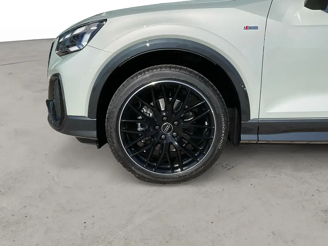 Audi Q2 - Thumbnail 13