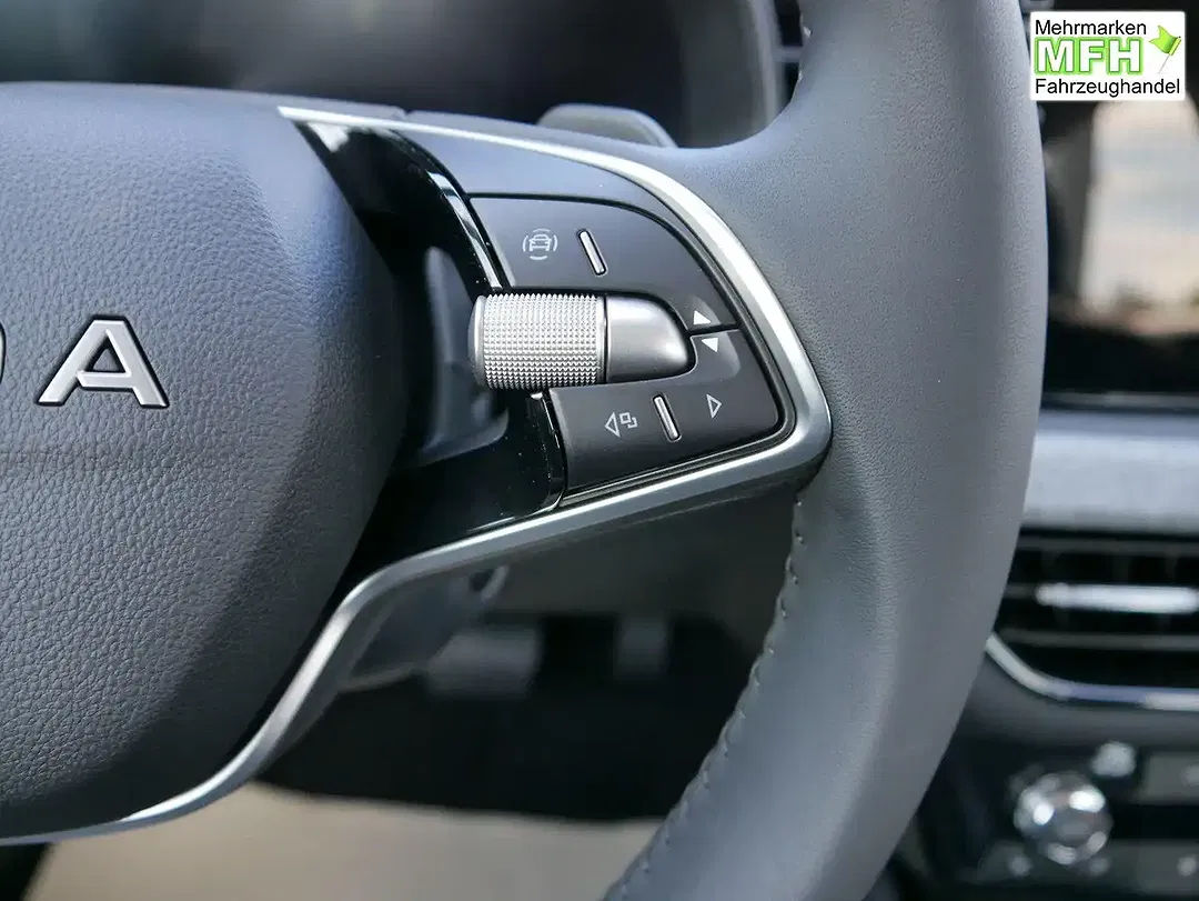 Skoda Scala - Thumbnail 12