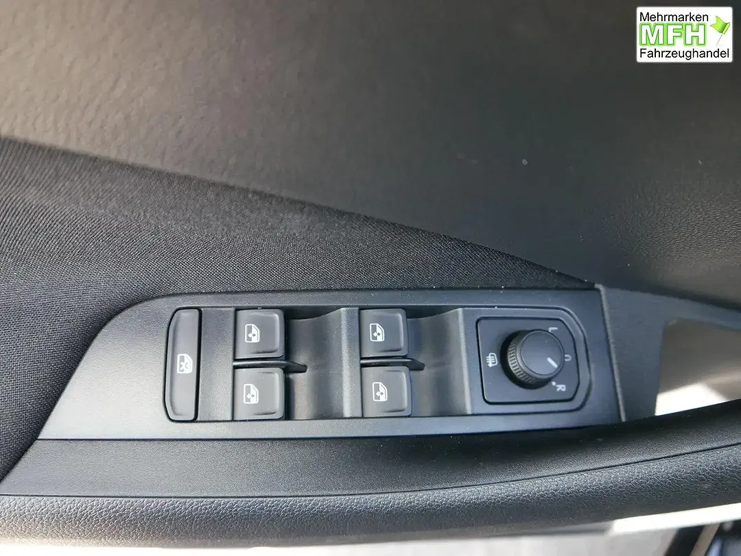 Skoda Scala - Thumbnail 14