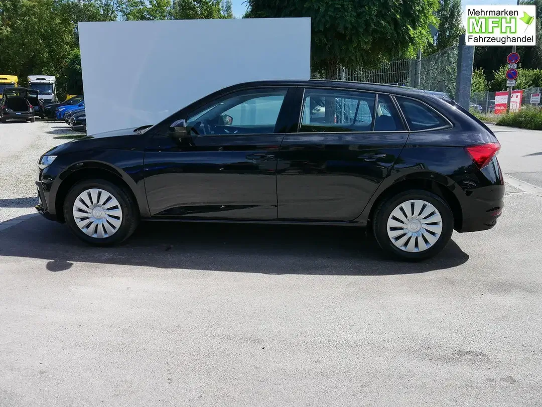 Skoda Scala - Thumbnail 4