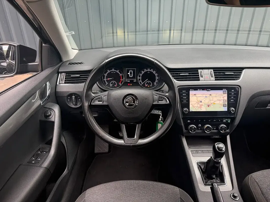 Skoda Octavia - Thumbnail 13