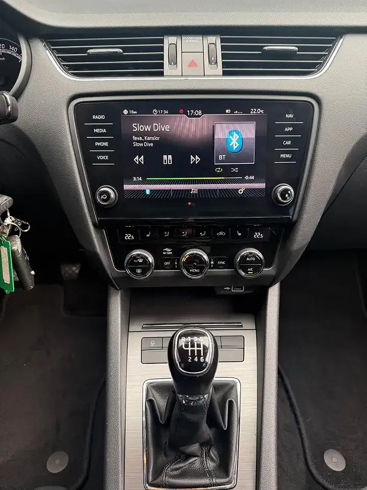 Skoda Octavia - Thumbnail 15