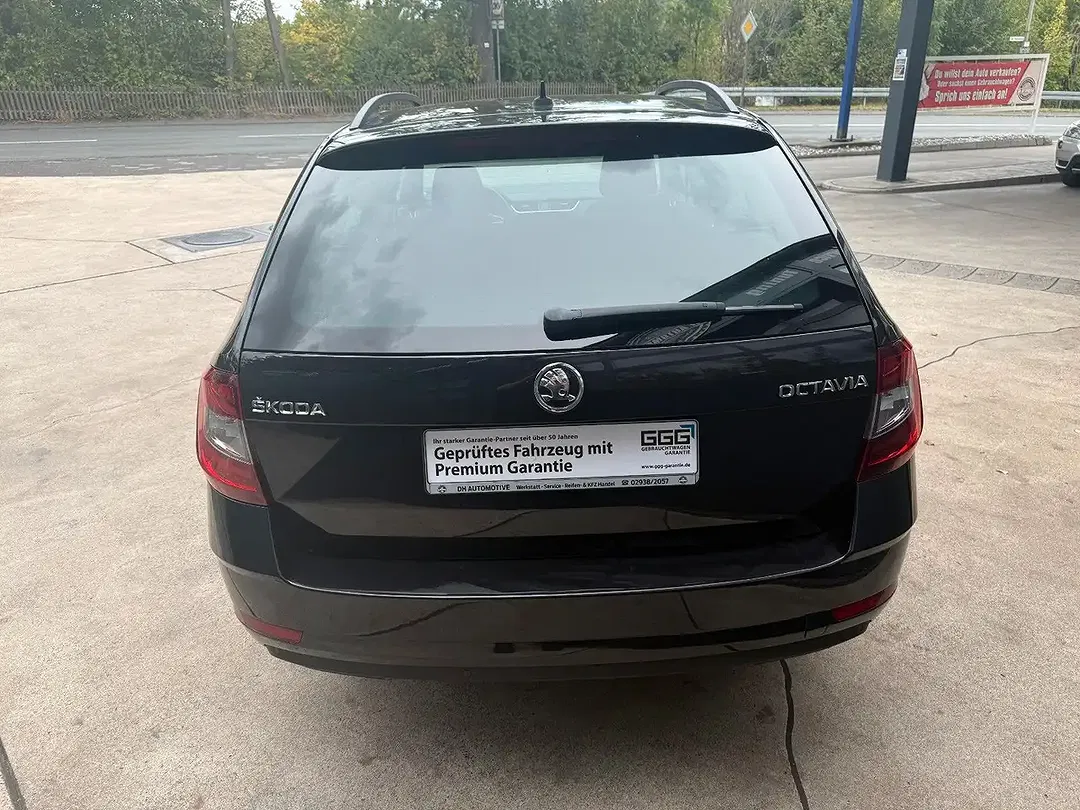 Skoda Octavia - Thumbnail 4