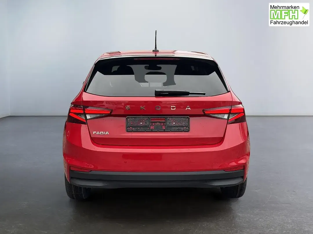 Skoda Fabia - Thumbnail 3