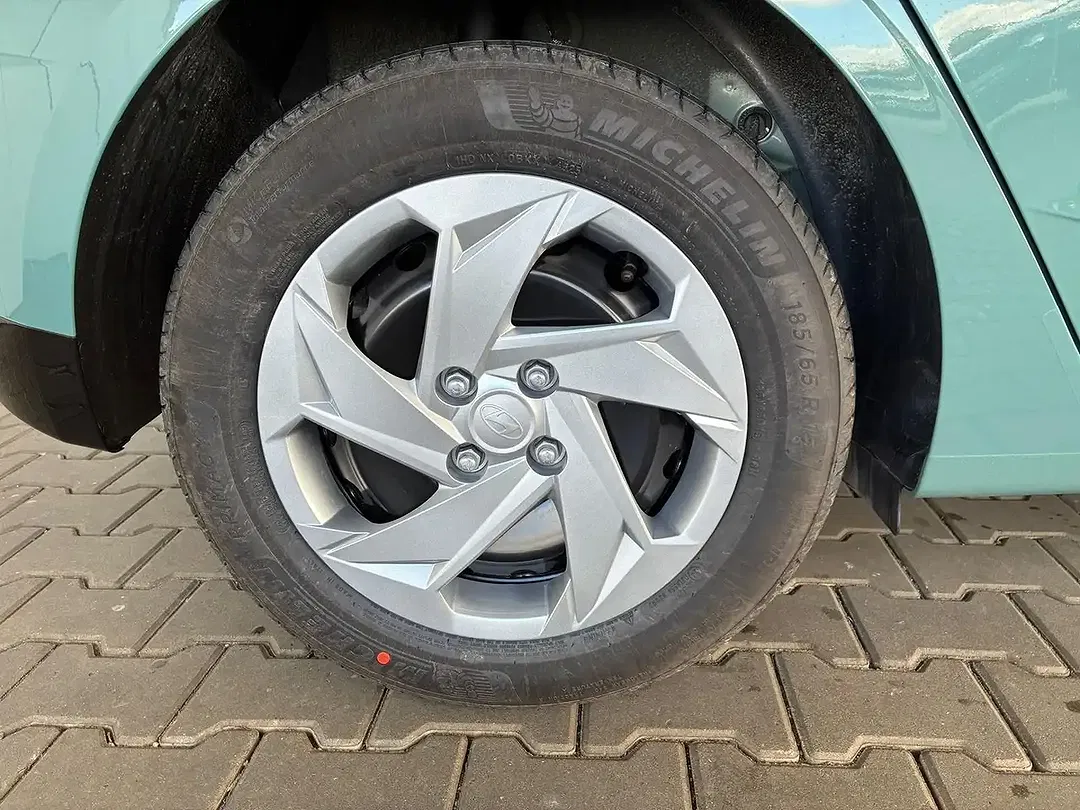 Hyundai i20 - Thumbnail 11