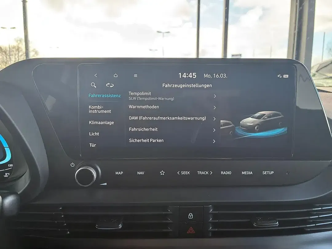 Hyundai i20 - Thumbnail 15