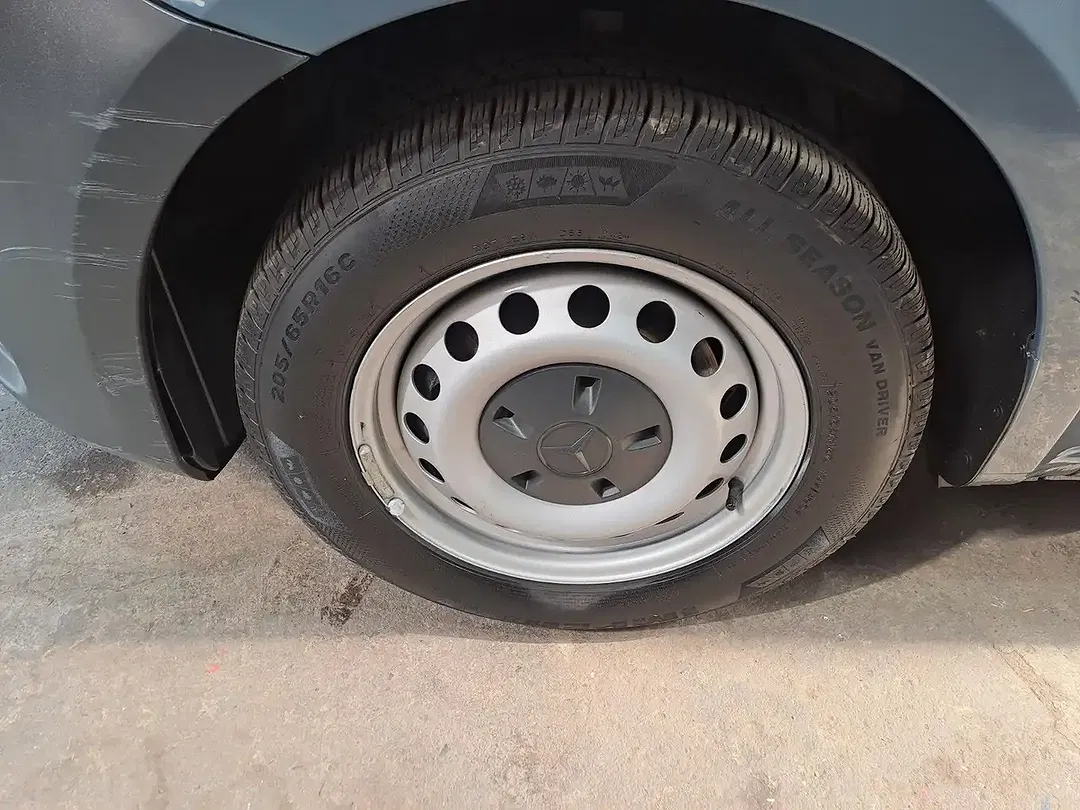 Mercedes-Benz Vito - Thumbnail 9