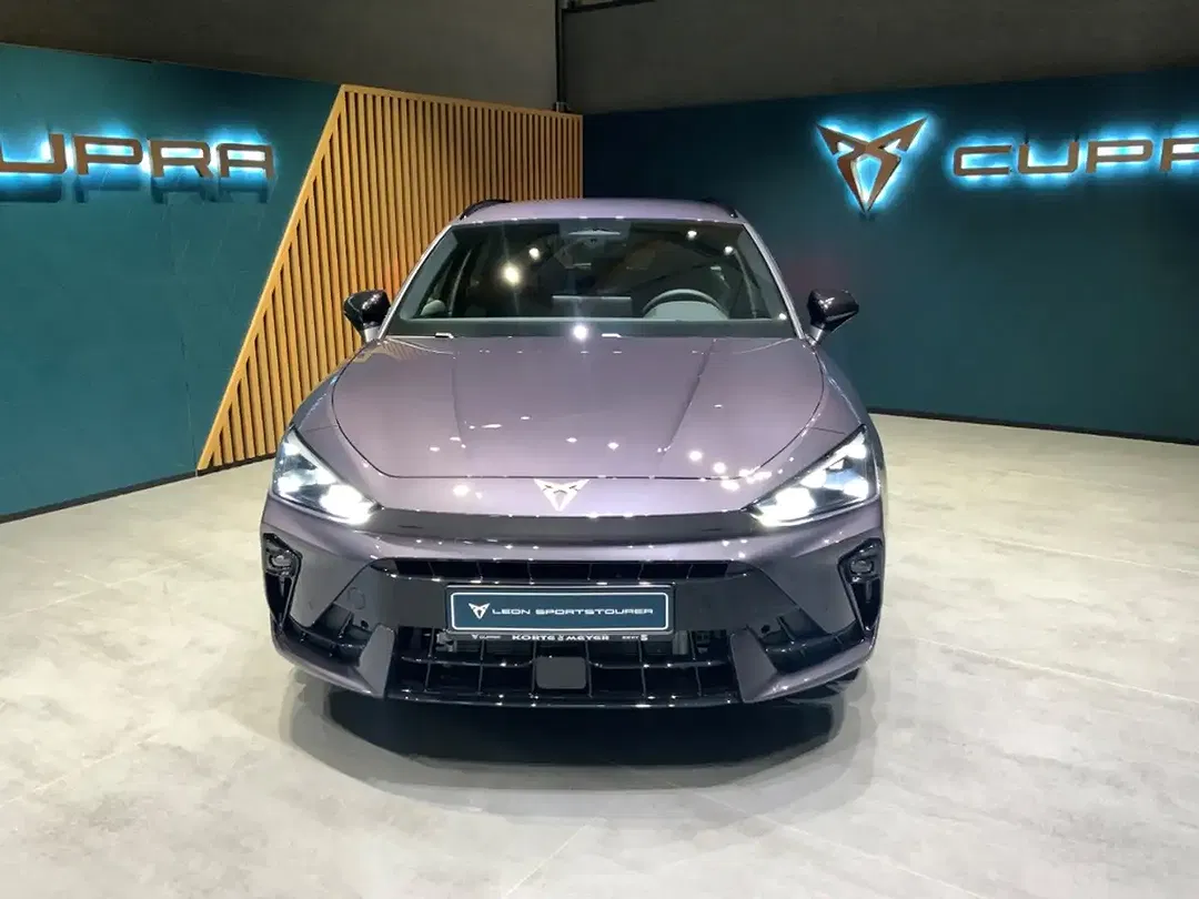 CUPRA Leon - Thumbnail 3