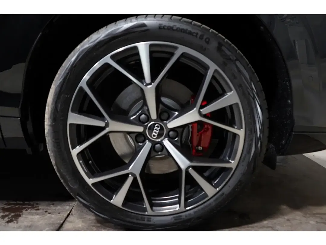 Audi Q3 - Thumbnail 13