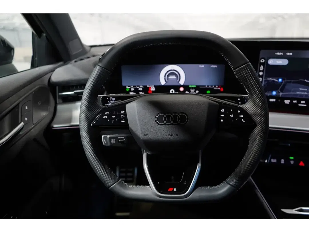 Audi Q3 - Thumbnail 6