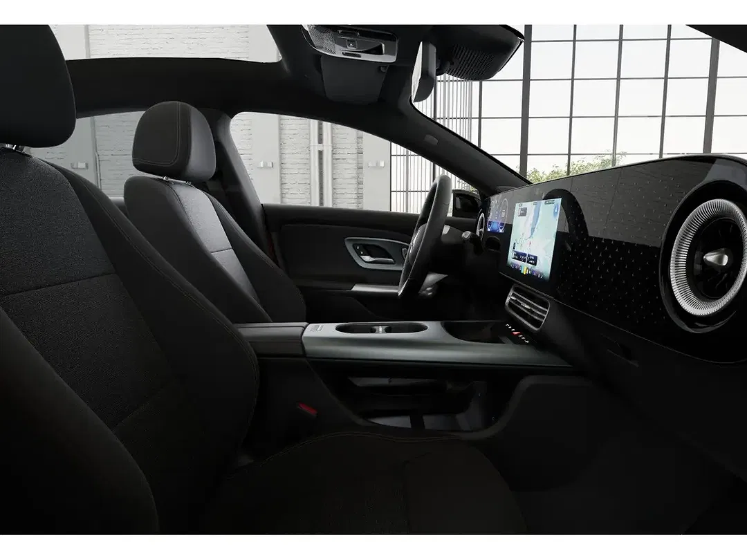 Mercedes-Benz CLA 180 - Thumbnail 8
