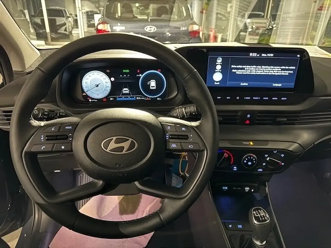 Hyundai i20 - Thumbnail 3