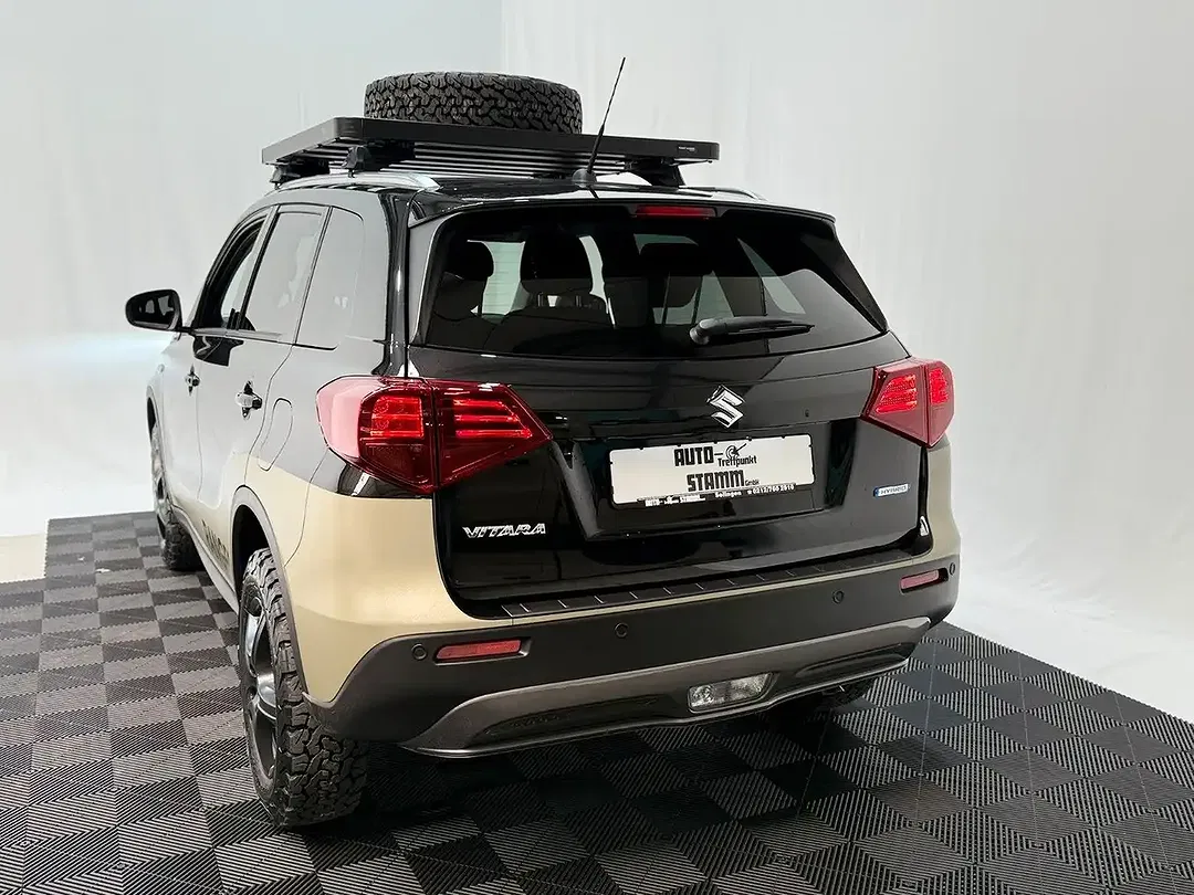 Suzuki Vitara - Thumbnail 3