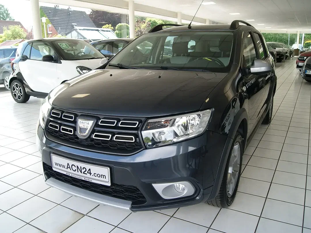 Dacia Logan - Afbeelding 1