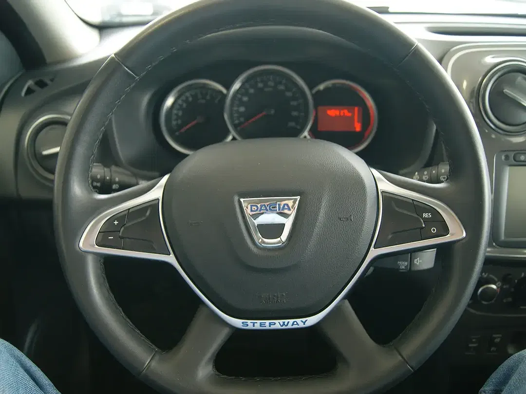 Dacia Logan - Thumbnail 15