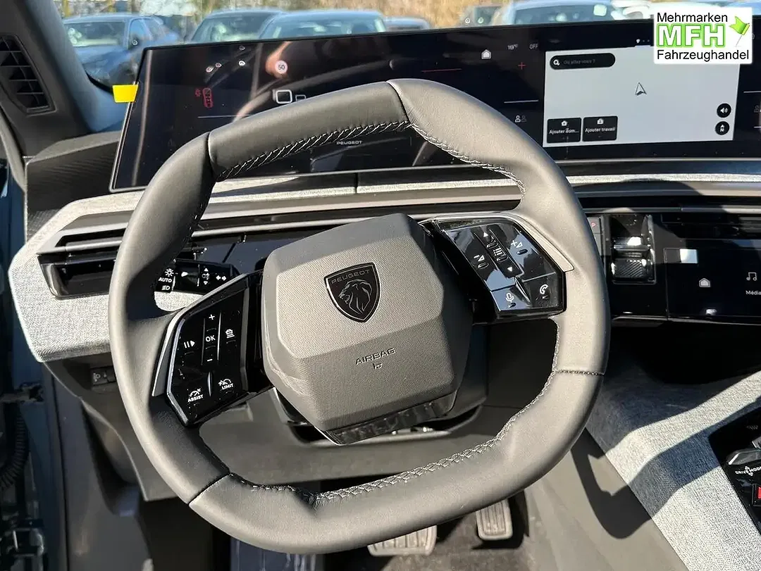 Peugeot 3008 - Thumbnail 5