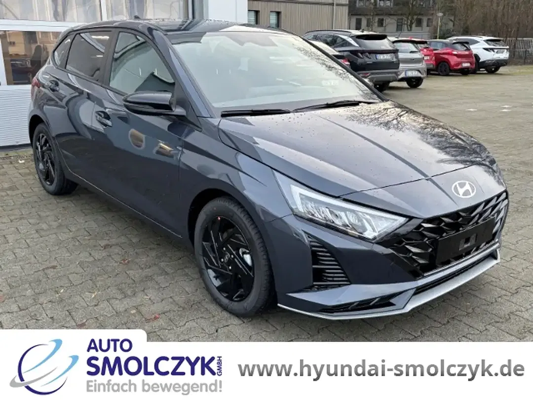 Hyundai i20 - Thumbnail 3