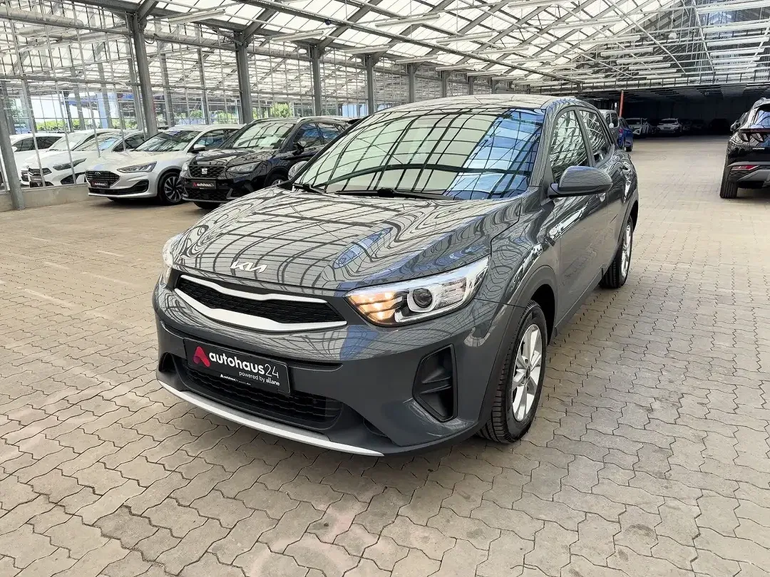 Kia Stonic - Thumbnail 3
