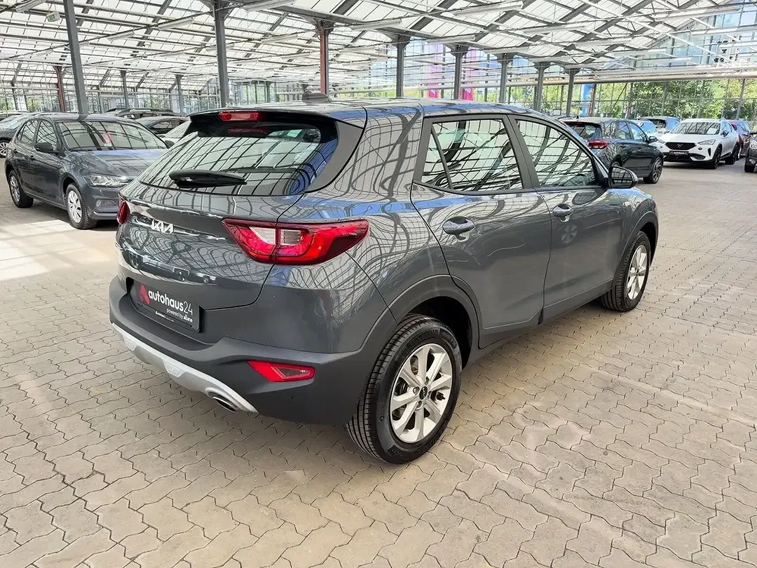 Kia Stonic - Thumbnail 5