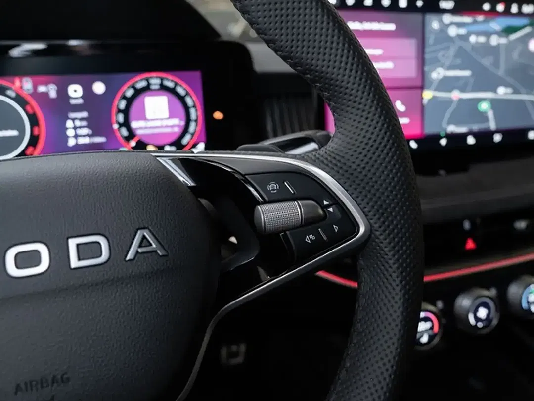 Skoda Superb - Thumbnail 12