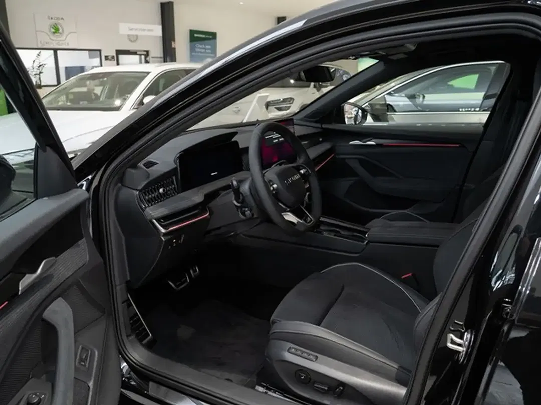 Skoda Superb - Thumbnail 9