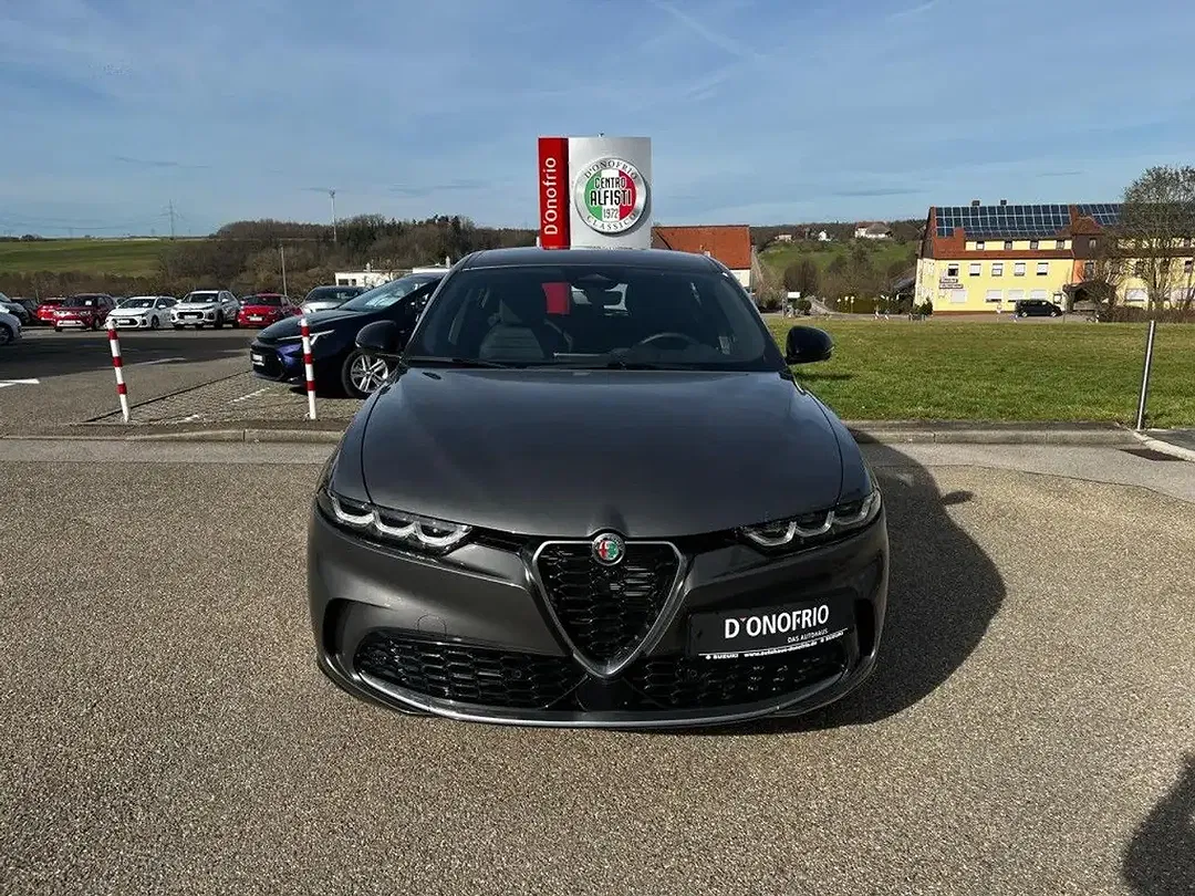 Alfa Romeo Tonale - Thumbnail 2