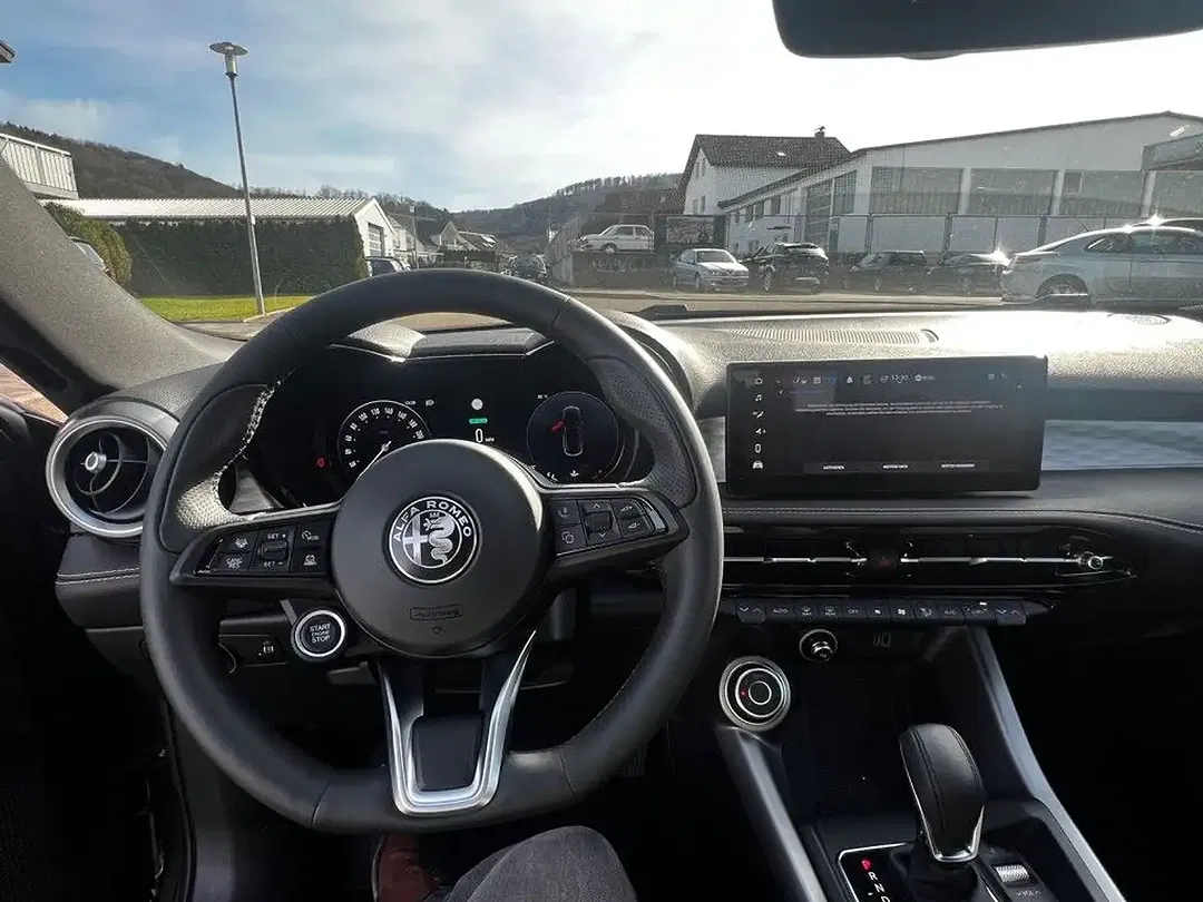 Alfa Romeo Tonale - Thumbnail 5