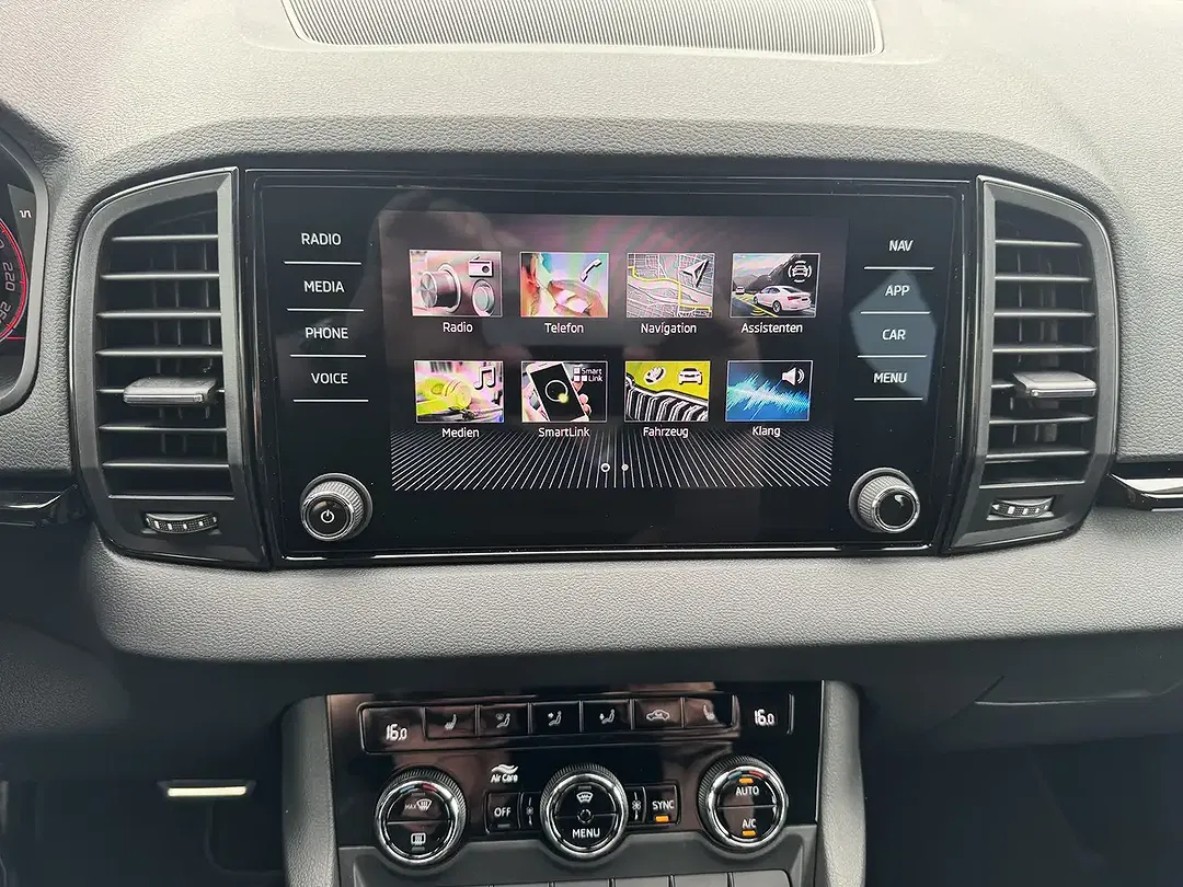 Skoda Karoq - Thumbnail 19