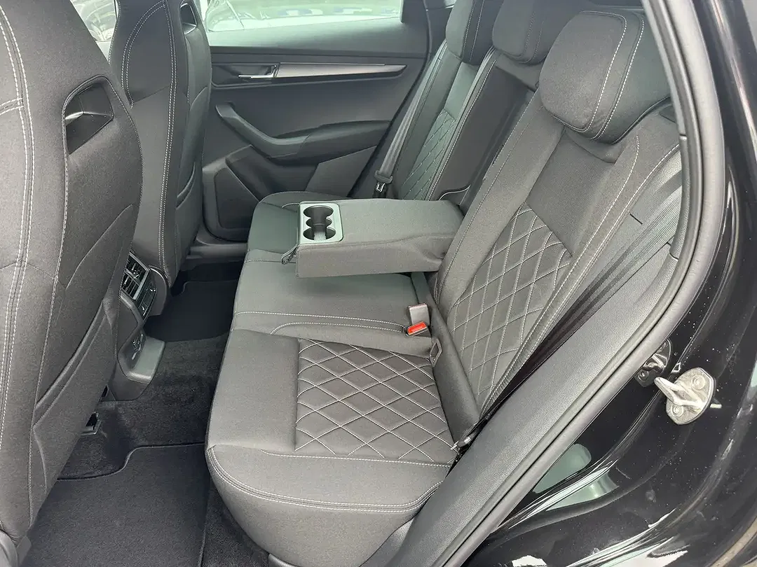Skoda Karoq - Thumbnail 25