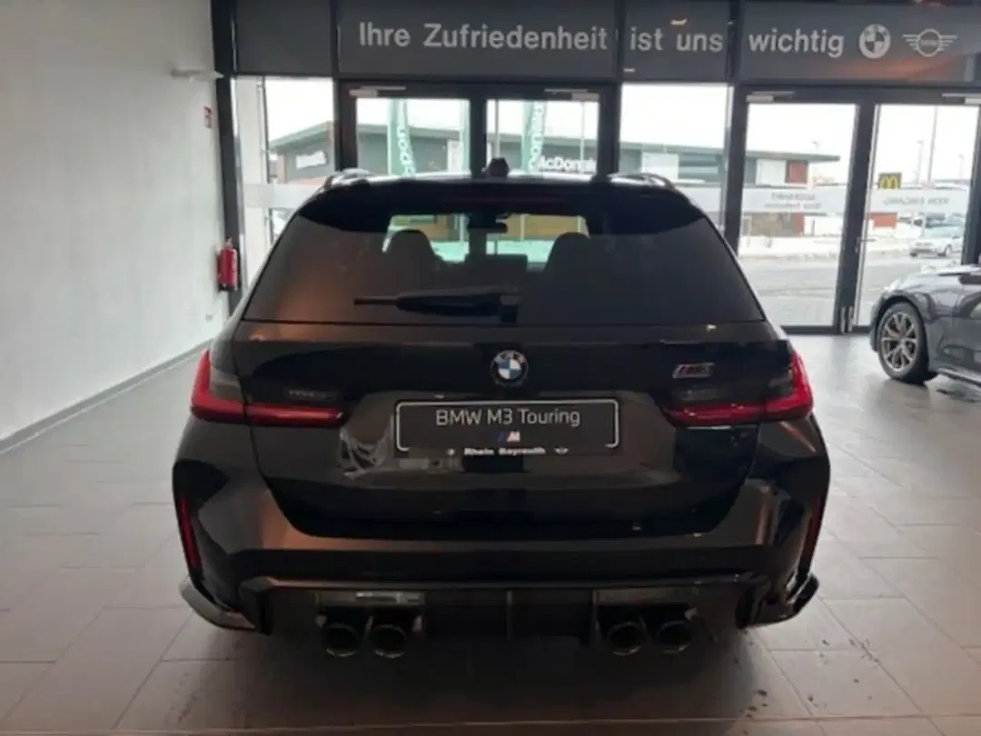 BMW M3 - Thumbnail 6