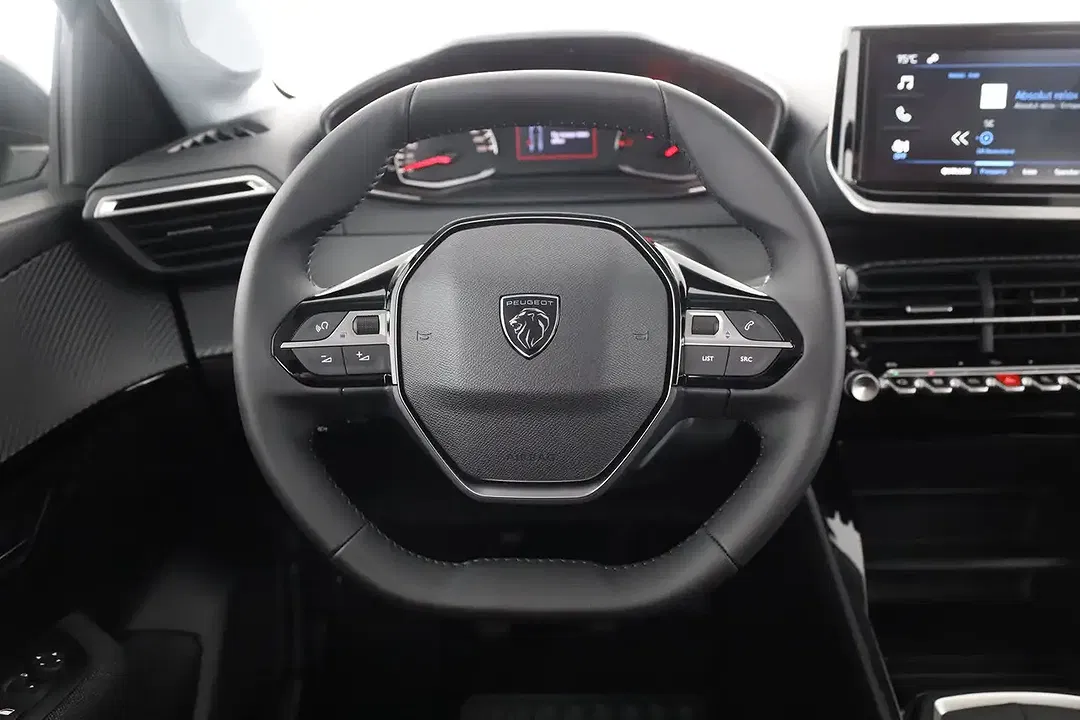 Peugeot 208 - Thumbnail 14