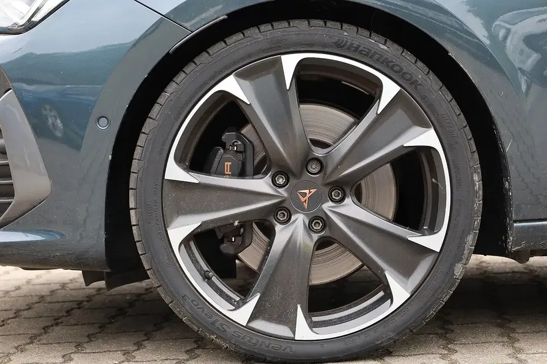 CUPRA Leon - Thumbnail 10