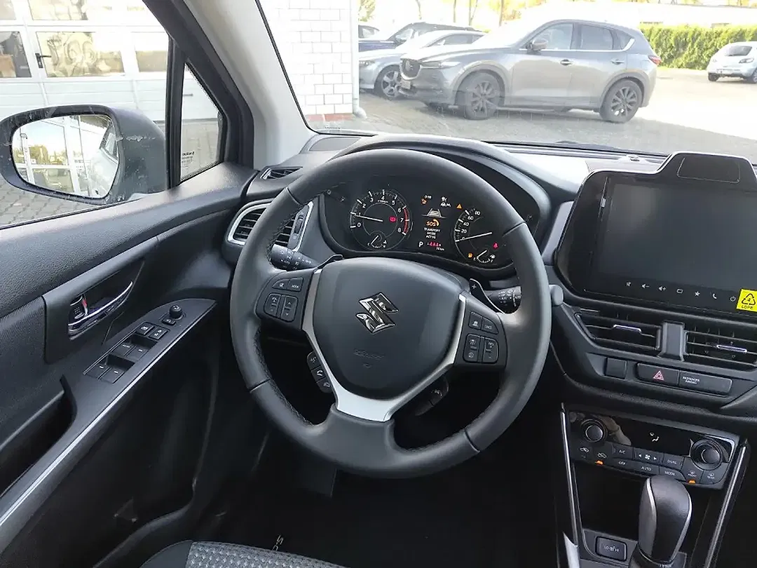 Suzuki S-Cross - Thumbnail 5