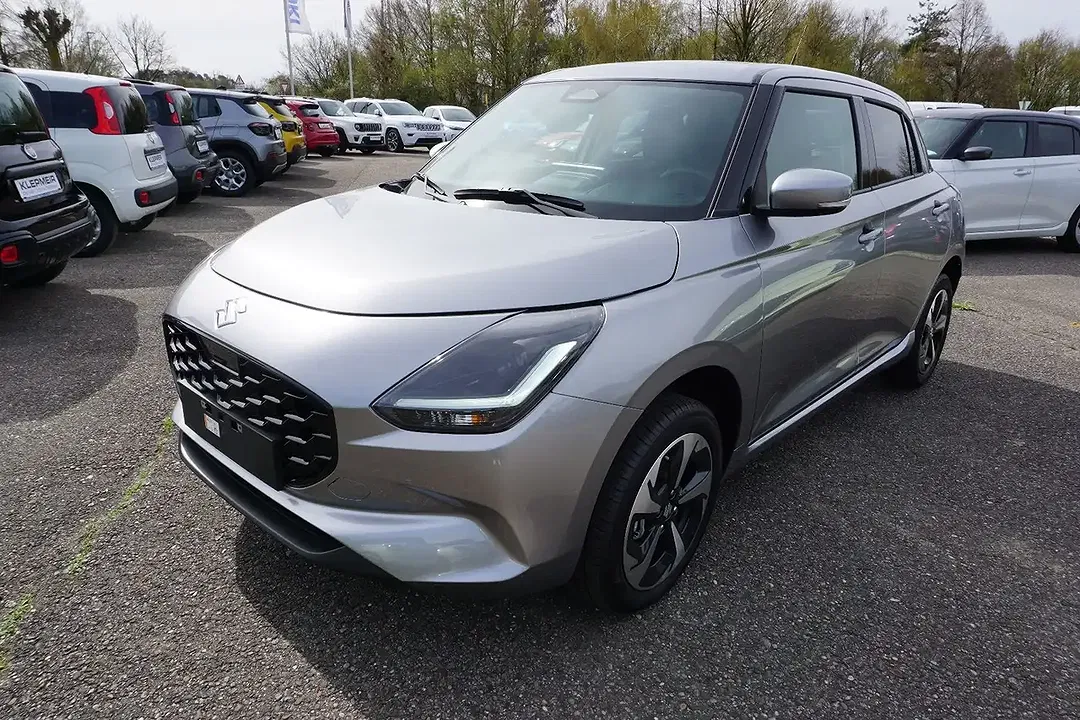Suzuki Swift - Thumbnail 1