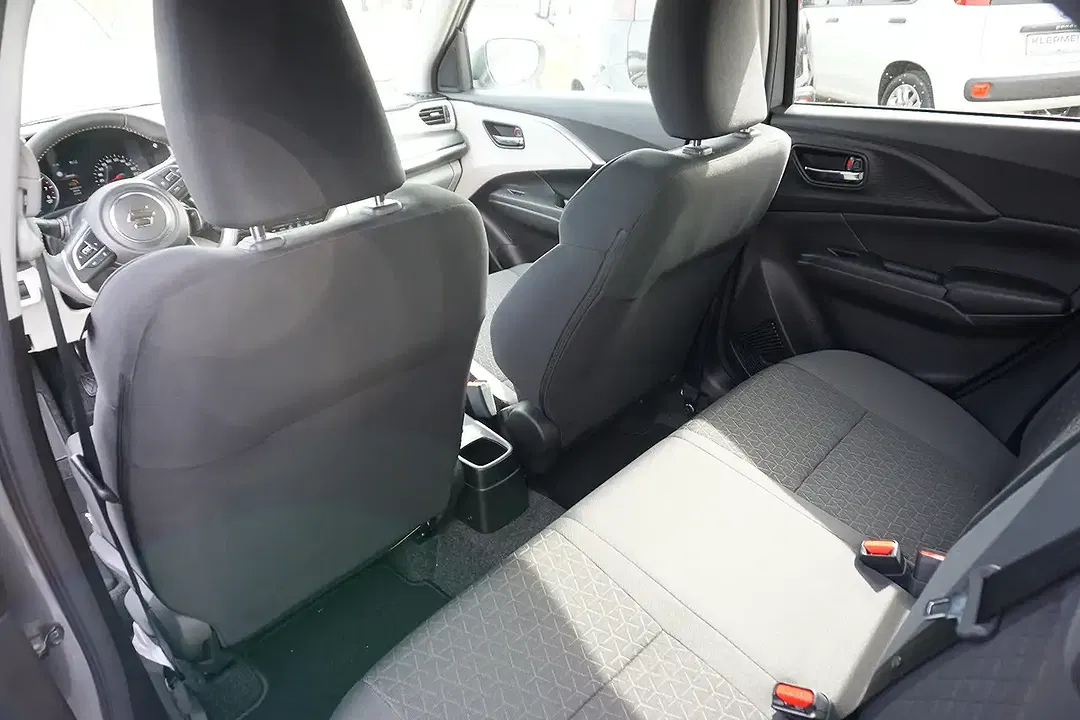Suzuki Swift - Thumbnail 7
