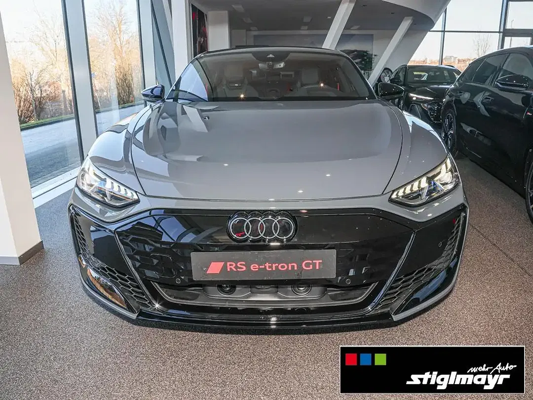 Audi RS e-tron GT - Thumbnail 10
