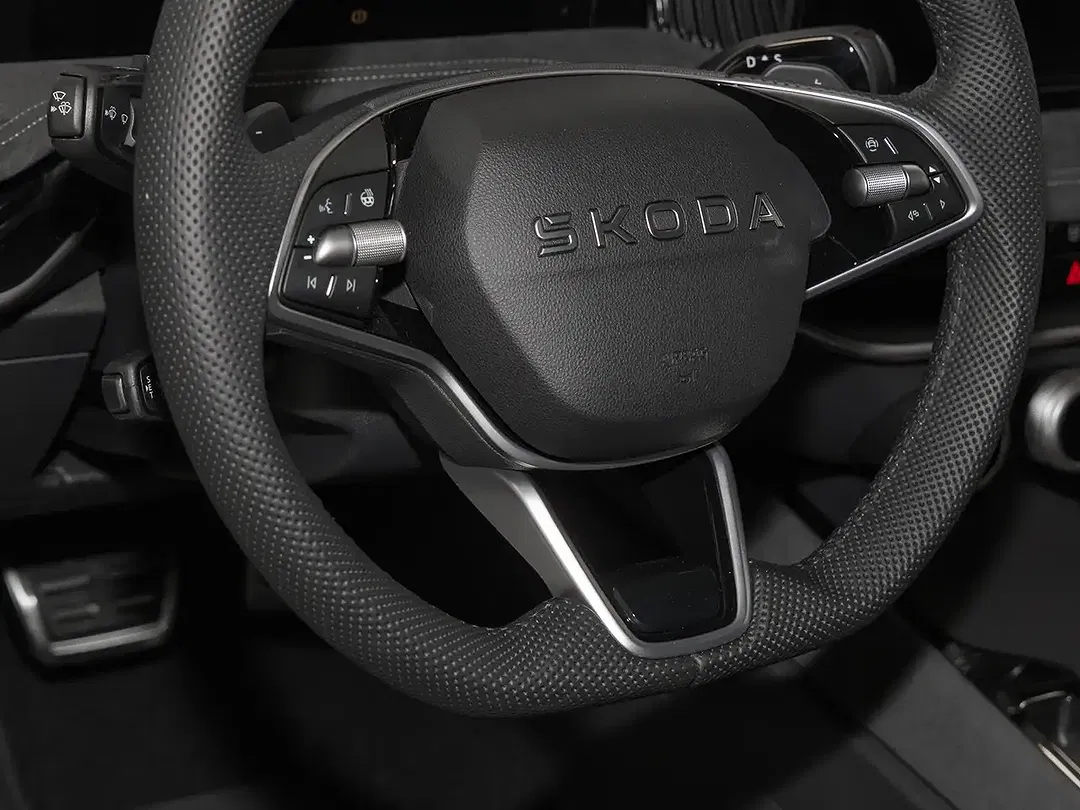 Skoda Superb - Thumbnail 10