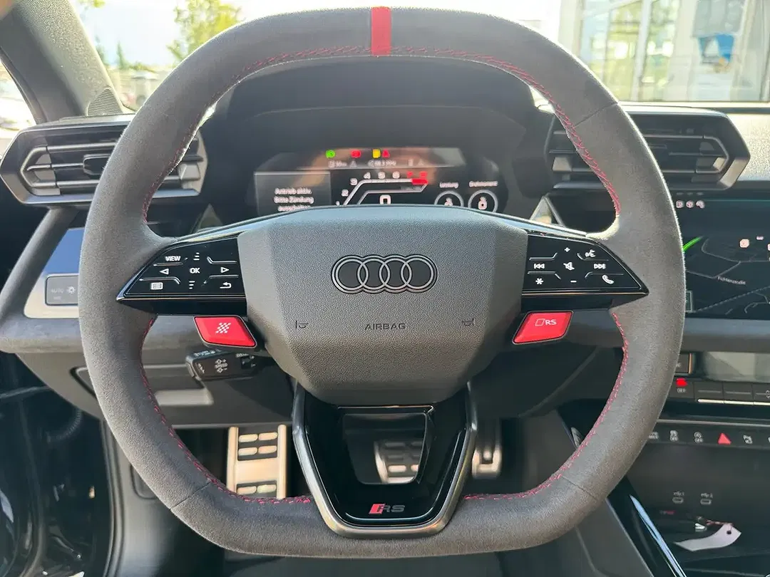 Audi RS3 - Thumbnail 12
