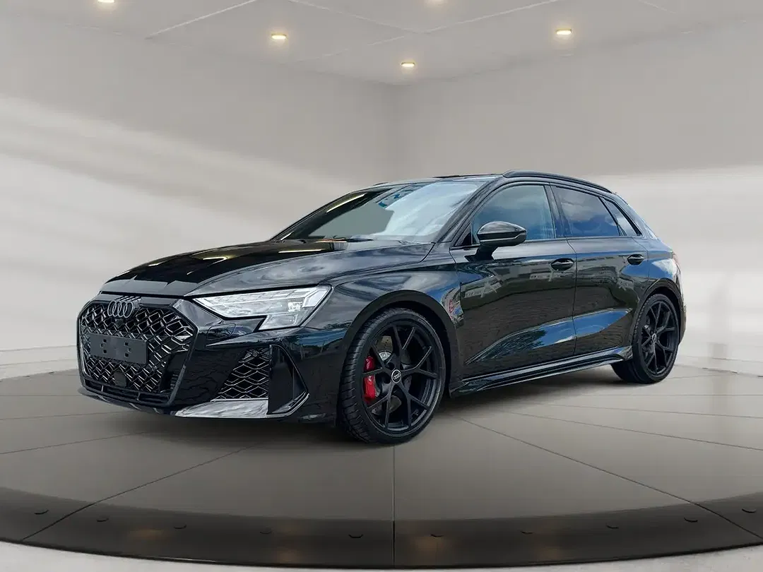 Audi RS3 - Thumbnail 2