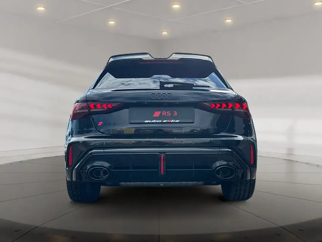 Audi RS3 - Thumbnail 6