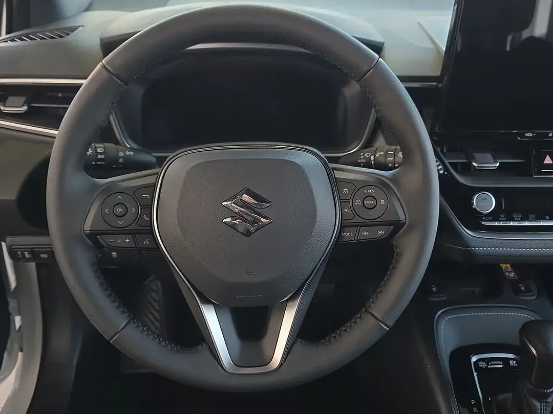 Suzuki Swace - Thumbnail 13