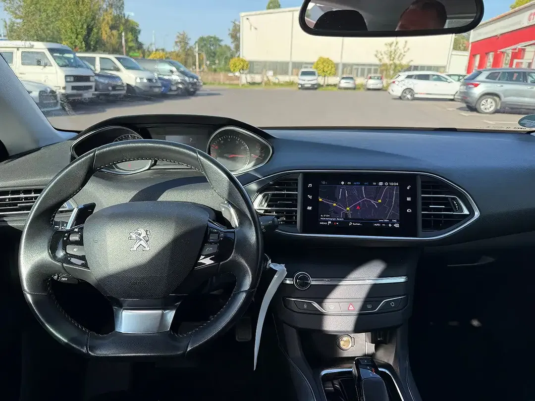 Peugeot 308 - Thumbnail 15