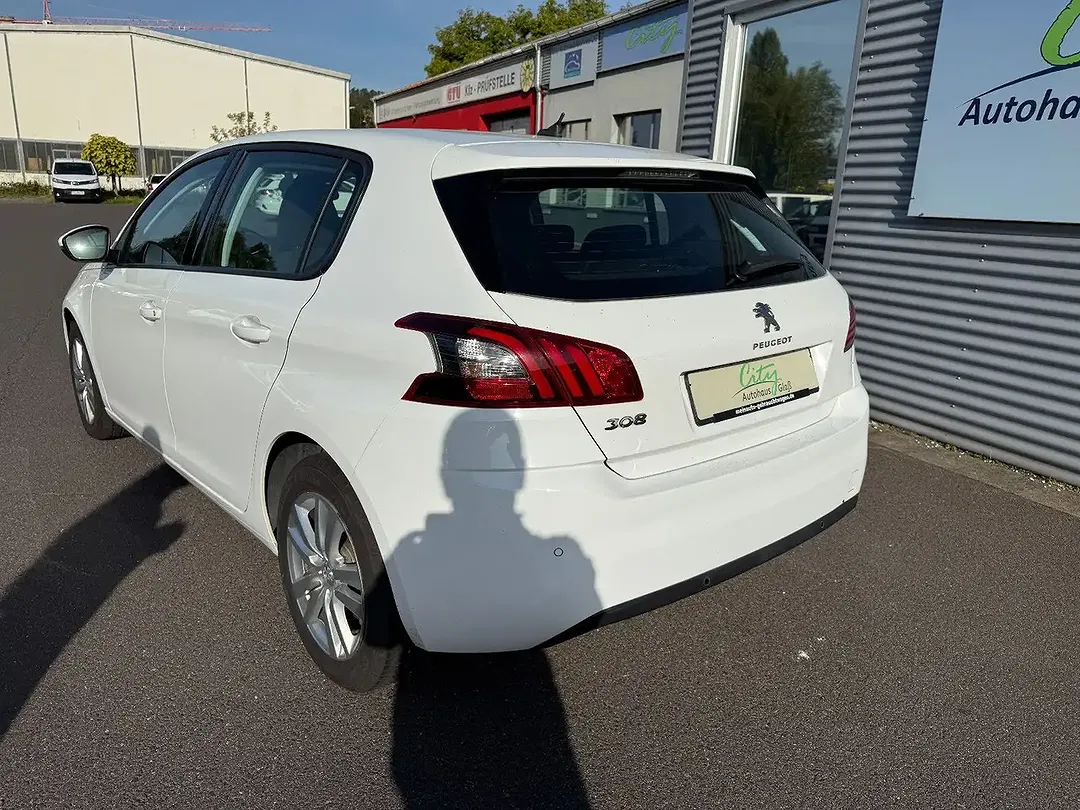 Peugeot 308 - Thumbnail 8