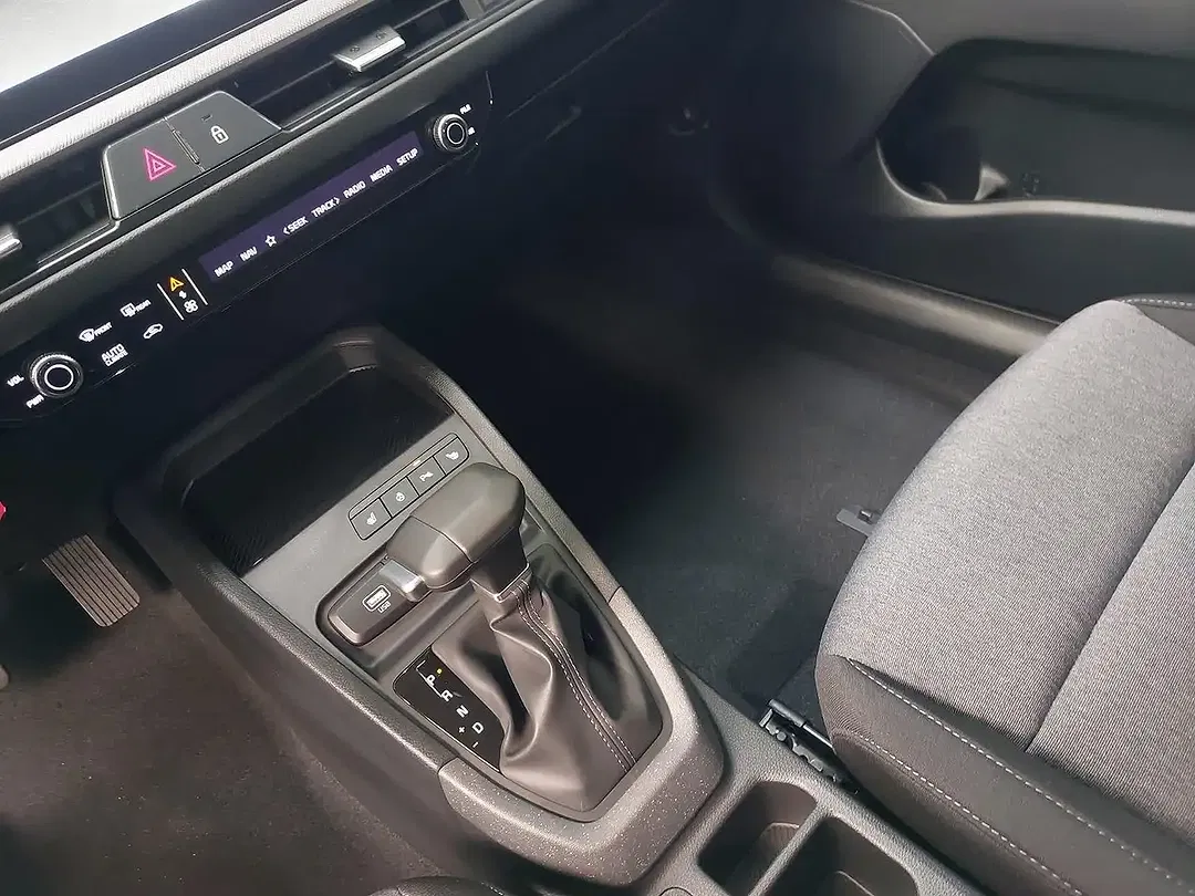 Kia Stonic - Thumbnail 12