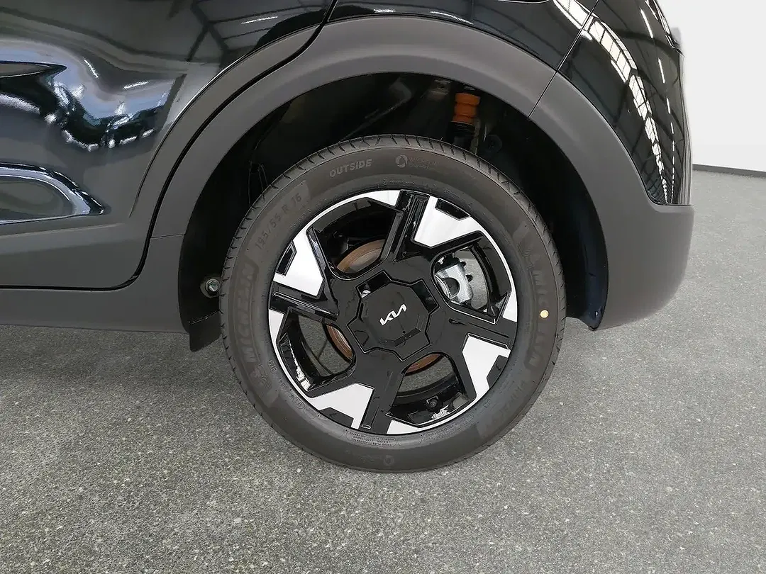 Kia Stonic - Thumbnail 6