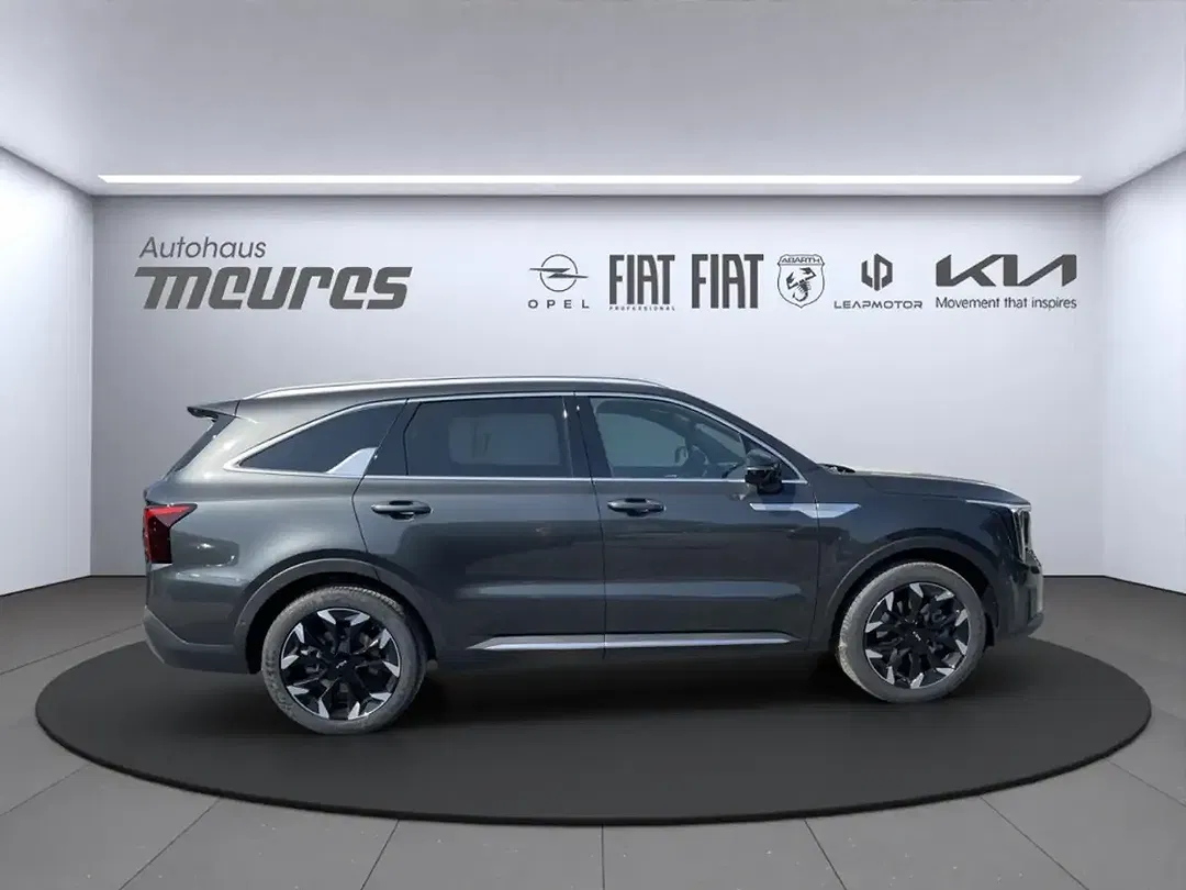 Kia Sorento - Thumbnail 5