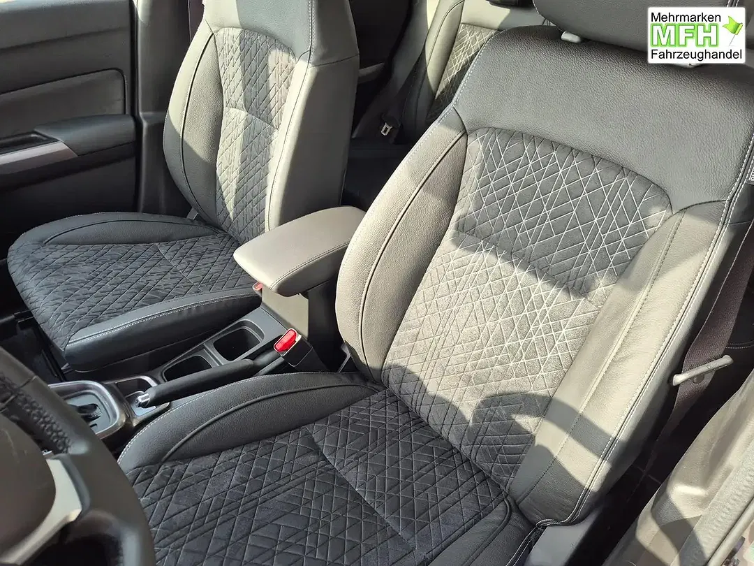 Suzuki Vitara - Thumbnail 11