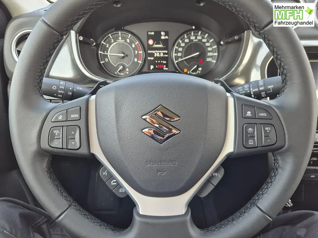 Suzuki Vitara - Thumbnail 15