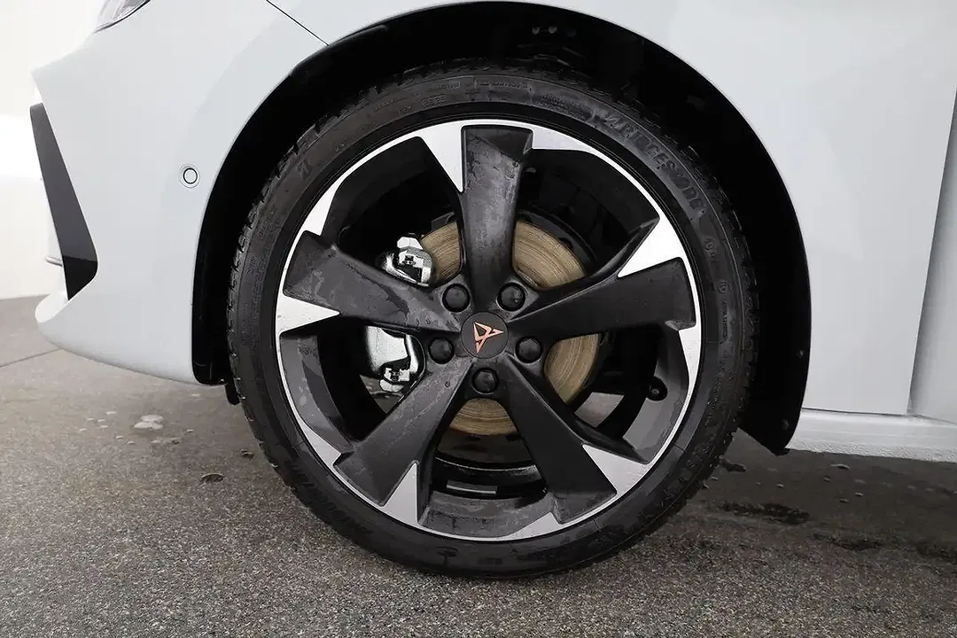 CUPRA Leon - Thumbnail 12